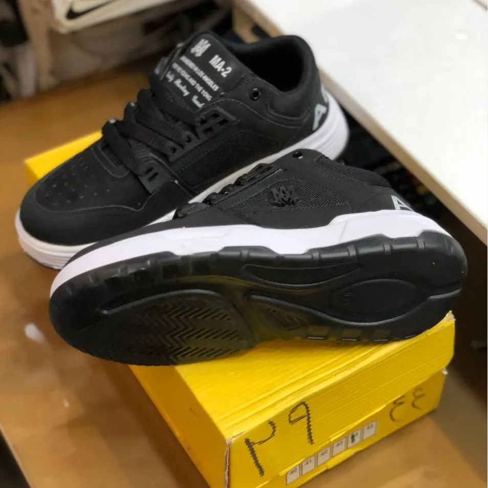 کفش اسپرت لژدار مردانه مدل امیری رویه چرم مصنوعی زیره پیو مشکی سایز 41 تا 44
