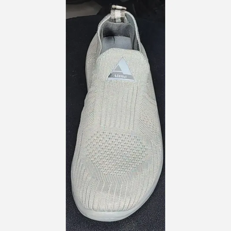 کفش زنانه اسکیچرز طوسی زیره پیو نشکن رویه تنفس پذیر سایز 37 تا 41